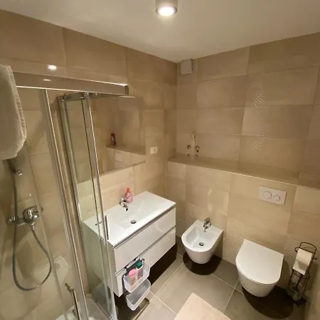 Jessica Apartment *